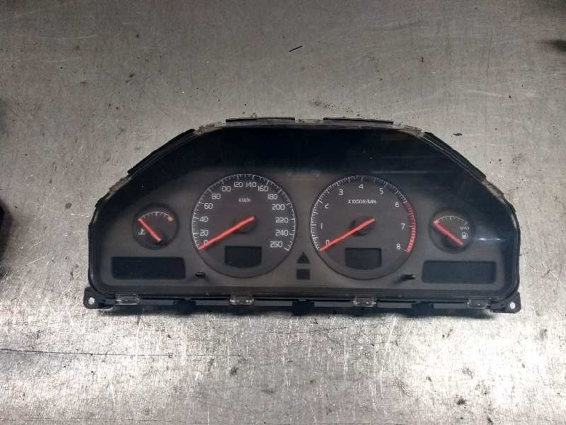 Recambio de cuadro instrumentos para volvo s60 berlina 2.4 (103kw) referencia OEM IAM 9499668 69294570T 14615 36050513