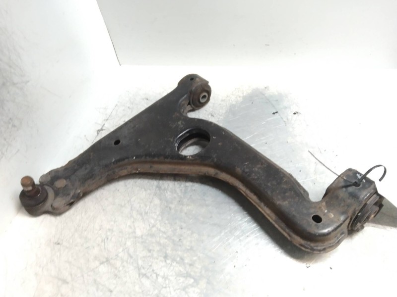 Recambio de brazo suspension inferior delantero izquierdo para opel zafira b cosmo referencia OEM IAM   