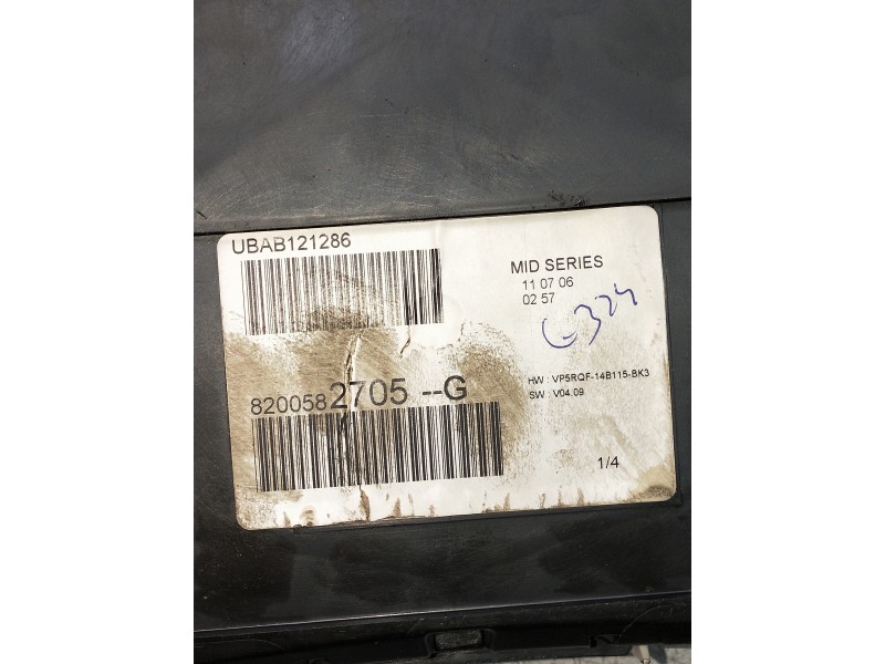 Recambio de cuadro instrumentos para renault clio iii confort dynamique referencia OEM IAM 8200582705G  