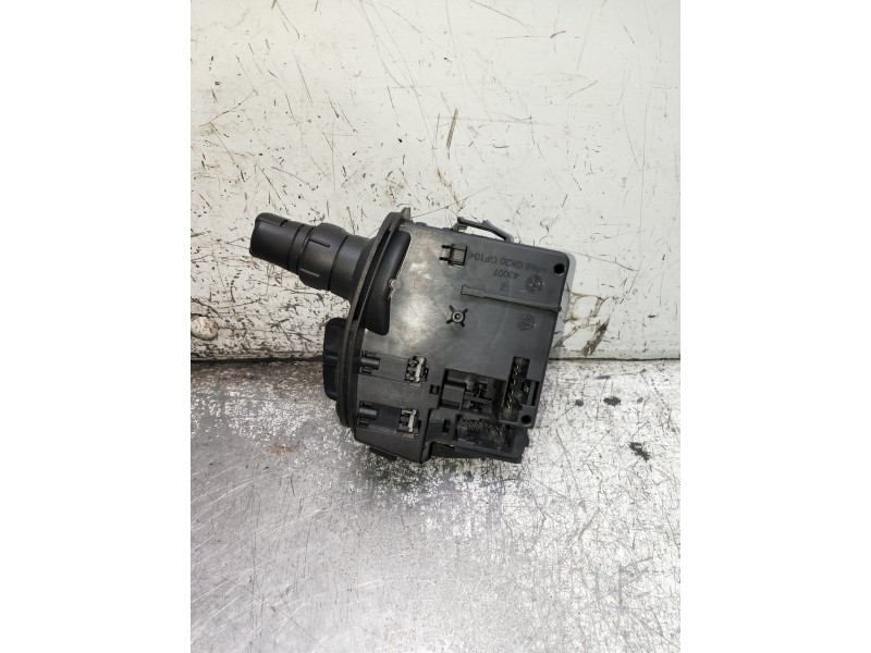 Recambio de mando multifuncion para renault clio iii confort dynamique referencia OEM IAM 88103003246 0167060418 