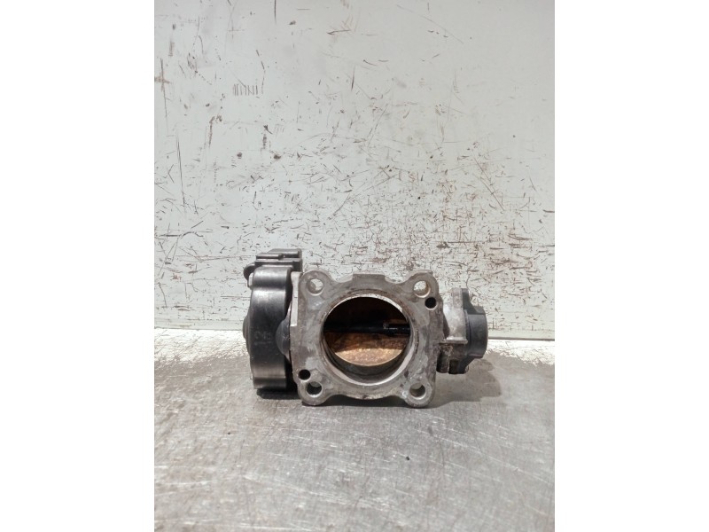 Recambio de caja mariposa para toyota avensis berlina (t25) referencia OEM IAM 1923002010  