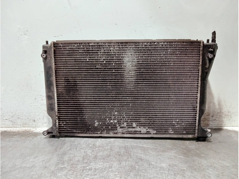 Recambio de radiador agua para toyota avensis berlina (t25) referencia OEM IAM MN4221337680  