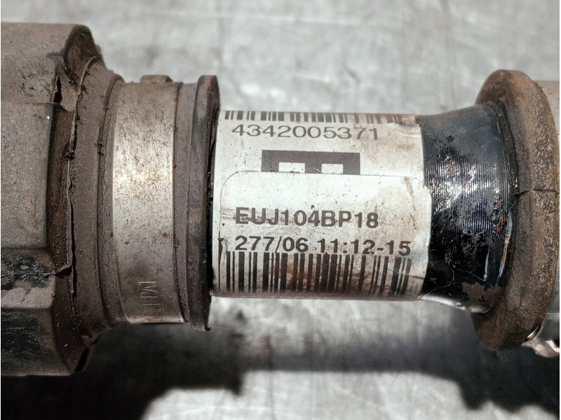 Recambio de transmision delantera izquierda para toyota avensis berlina (t25) referencia OEM IAM EUJ104BP18 4342005371 