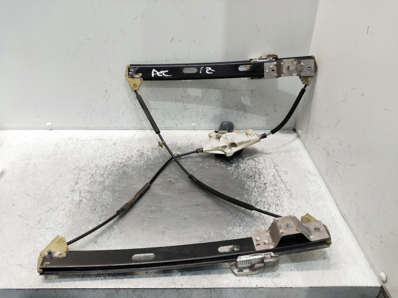 Recambio de elevalunas delantero izquierdo para seat leon sc (5f5) referencia OEM IAM 0130822717 S850202099 5Q0959801B 3P