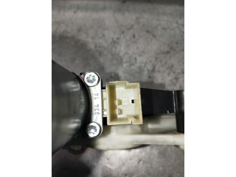 Recambio de elevalunas delantero izquierdo para seat leon sc (5f5) referencia OEM IAM 0130822717 S850202099 5Q0959801B 3P