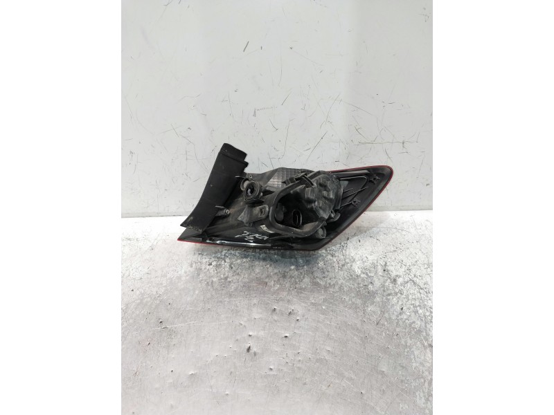 Recambio de piloto trasero izquierdo para seat leon sc (5f5) referencia OEM IAM TF0945207C 90042911 