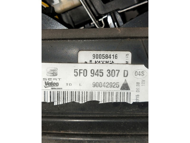 Recambio de refuerzo paragolpes delantero para seat leon sc (5f5) referencia OEM IAM 5F0945307D 90042925 