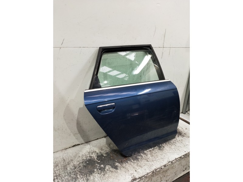 Recambio de puerta trasera derecha para audi a6 avant (4f5) referencia OEM IAM   5P