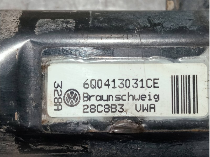 Recambio de amortiguador delantero derecho para volkswagen polo (9n3) referencia OEM IAM 6Q0413031CE  
