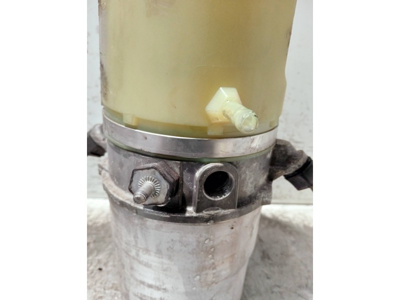 Recambio de bomba direccion para volkswagen polo (9n3) referencia OEM IAM 6R1423051 6Q1423051 6R2423051