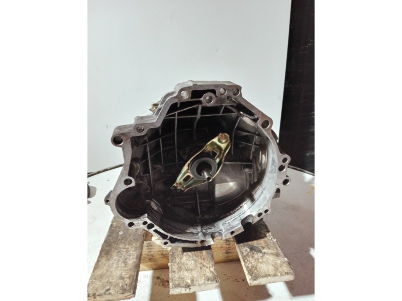 Recambio de caja cambios para audi a4 avant (8e) referencia OEM IAM HCF 06075 6V