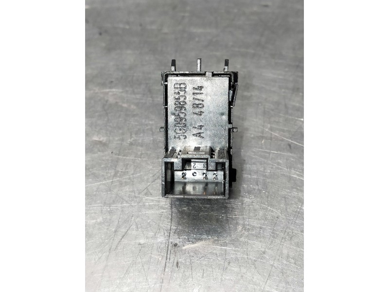 Recambio de mando elevalunas delantero derecho para seat leon sc (5f5) referencia OEM IAM 5Q09598558  3P