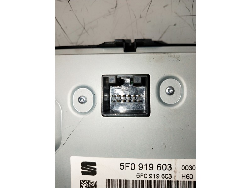 Recambio de pantalla multifuncion para seat leon sc (5f5) referencia OEM IAM 5F0919603  