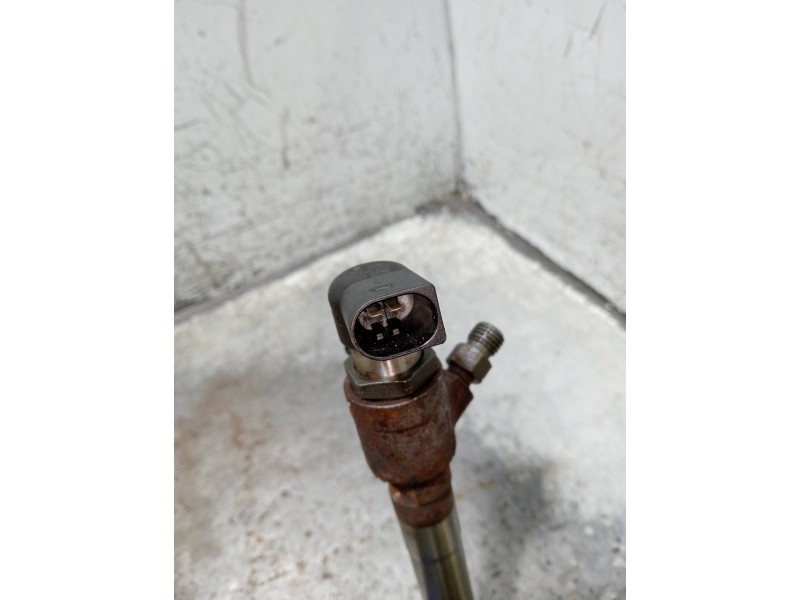 Recambio de inyector para ford transit custom kombi referencia OEM IAM BK2Q9K546AG  CONTINENTAL