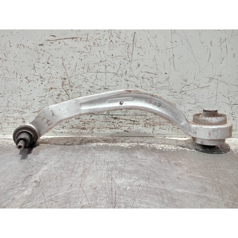 Recambio de brazo suspension inferior delantero izquierdo para audi a4 avant (8e) referencia OEM IAM 8E0407693AA  