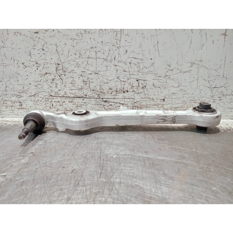 Recambio de brazo suspension inferior delantero derecho para audi a4 avant (8e) referencia OEM IAM 8E0407155E  