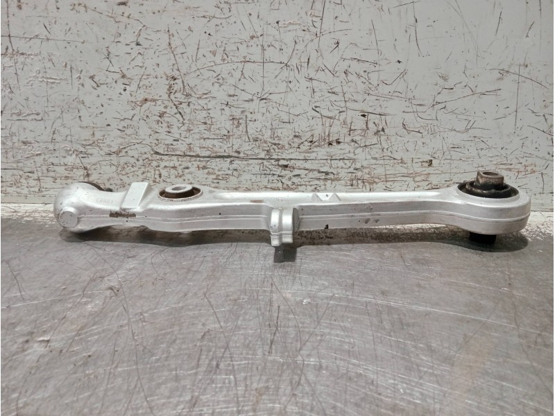 Recambio de brazo suspension inferior delantero izquierdo para audi a4 avant (8e) referencia OEM IAM 8E0407155E  