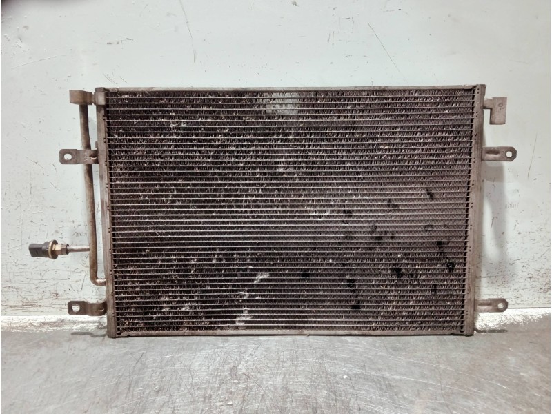 Recambio de condensador / radiador aire acondicionado para audi a4 avant (8e) referencia OEM IAM   