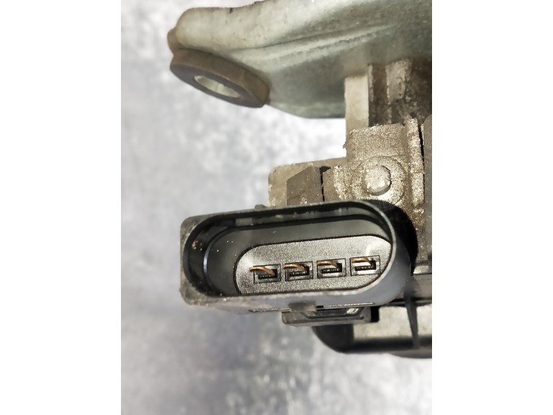 Recambio de motor limpia delantero para opel combo d referencia OEM IAM   