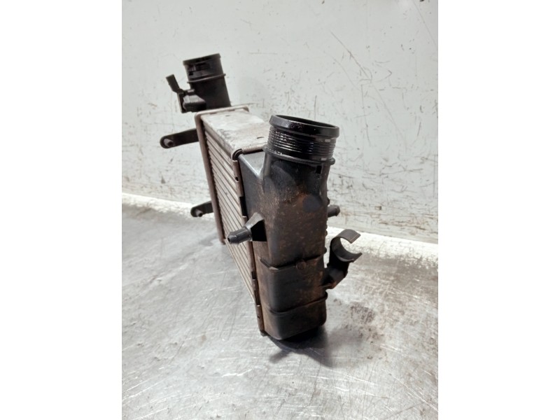 Recambio de intercooler para audi a4 avant (8e) referencia OEM IAM   