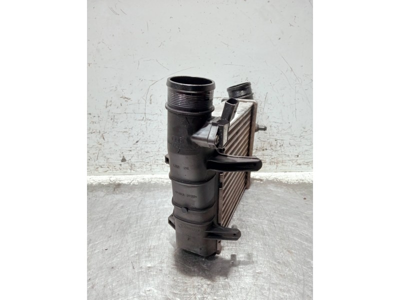 Recambio de intercooler para audi a4 avant (8e) referencia OEM IAM   