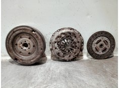 Recambio de kit embrague para audi a4 avant (8e) referencia OEM IAM 324033410 415024410  2