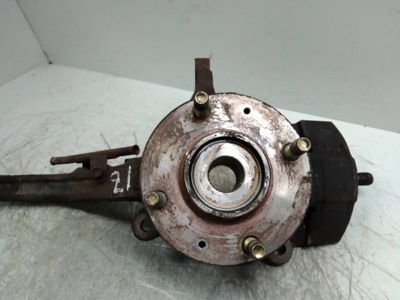Recambio de mangueta delantera izquierda para kia magentis 2.5 v6 cat referencia OEM IAM   