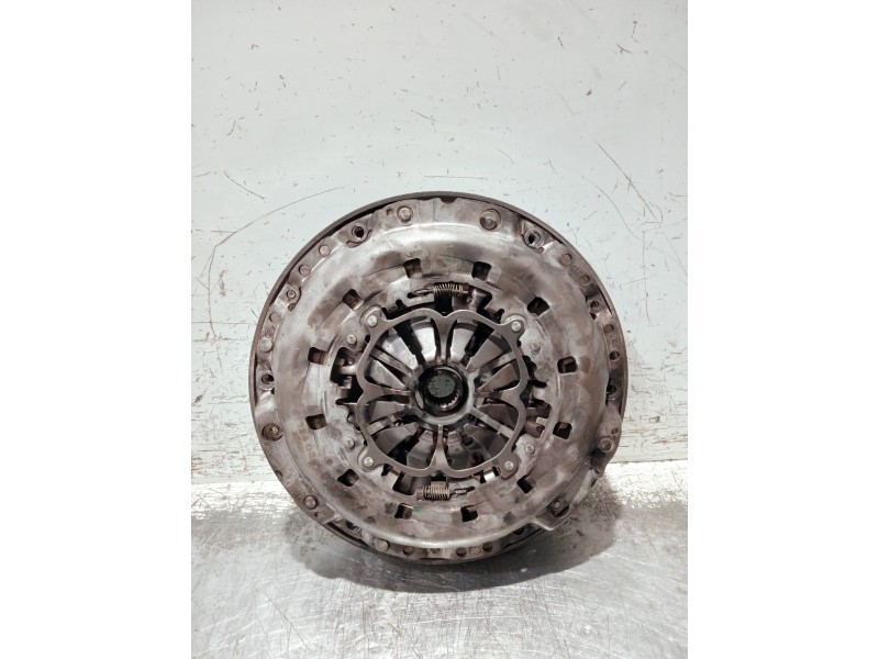 Recambio de kit embrague para audi a4 avant (8e) referencia OEM IAM 324033410 415024410 