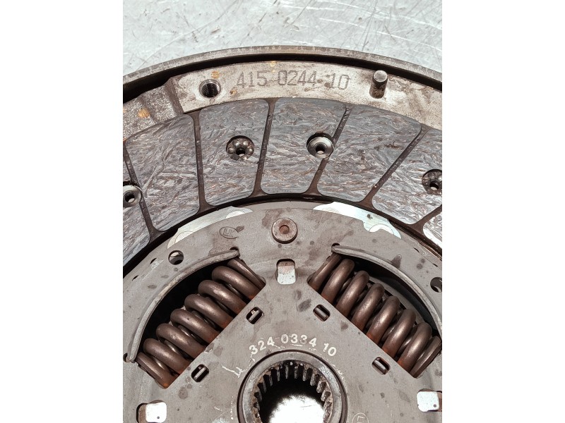 Recambio de kit embrague para audi a4 avant (8e) referencia OEM IAM 324033410 415024410 