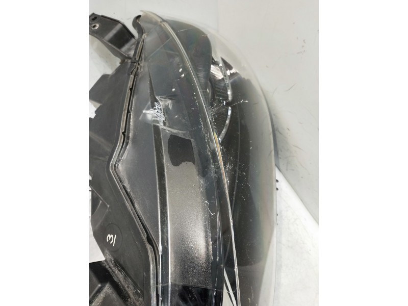 Recambio de faro izquierdo para mazda cx-3 referencia OEM IAM D10E51040  
