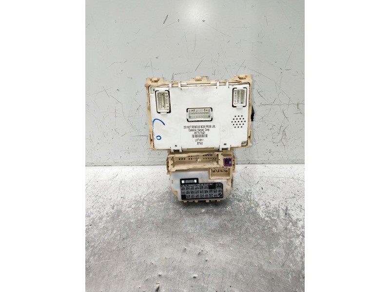 Recambio de caja reles / fusibles para fiat sedici (189) referencia OEM IAM 3677079J21  