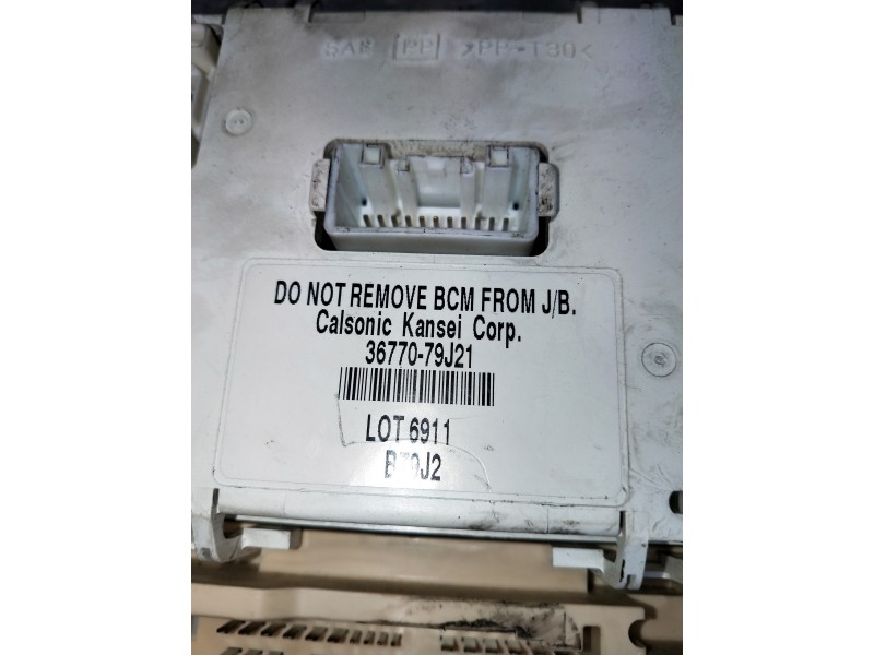 Recambio de caja reles / fusibles para fiat sedici (189) referencia OEM IAM 3677079J21  