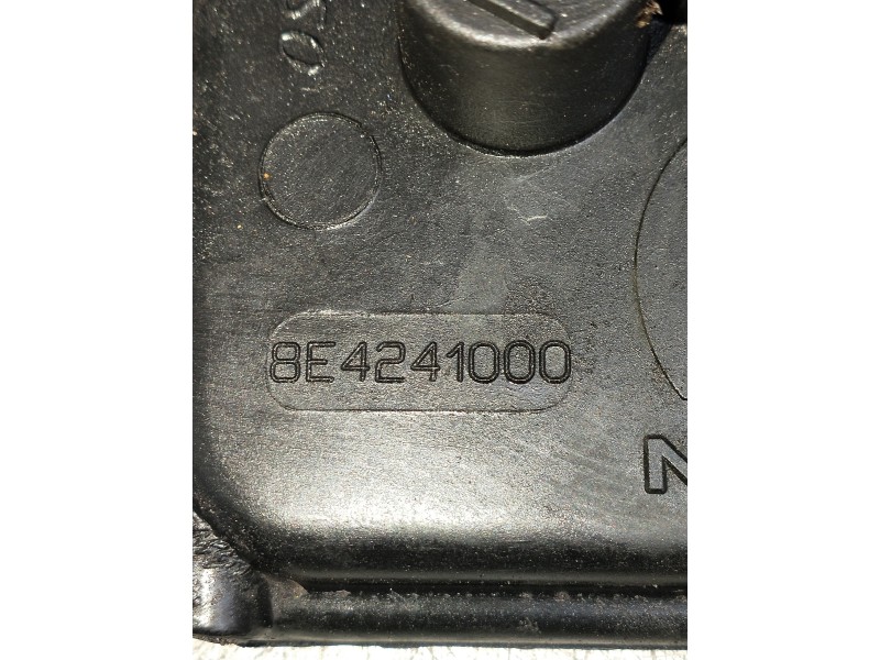 Recambio de electroventilador para opel combo d referencia OEM IAM 8E4241000  