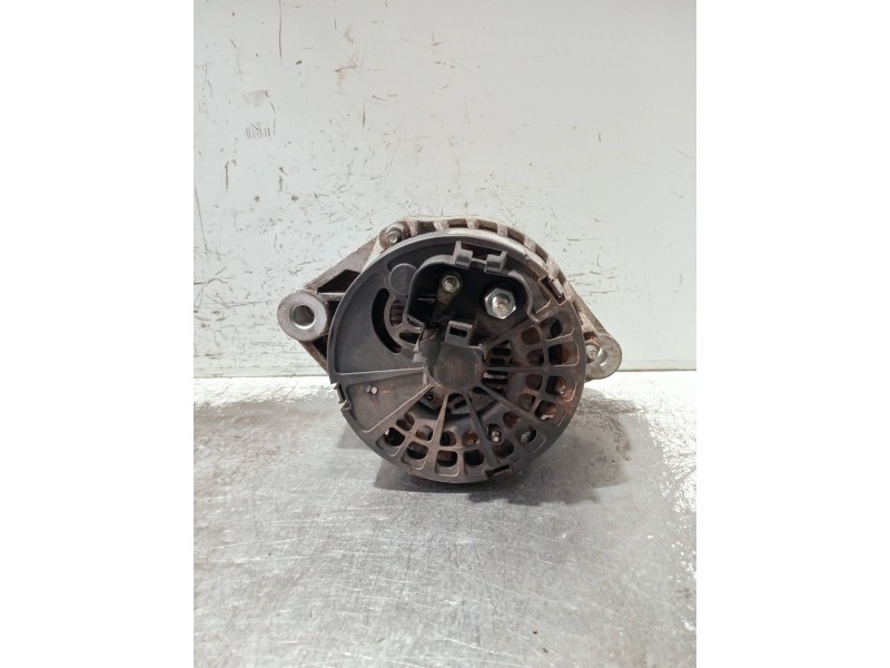 Recambio de alternador para fiat sedici (189) referencia OEM IAM 113996  