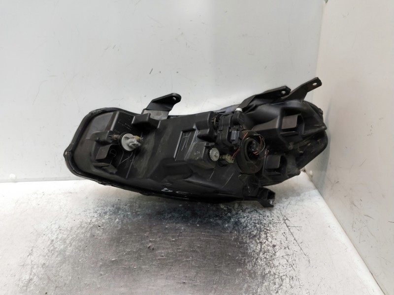 Recambio de faro derecho para fiat sedici (189) referencia OEM IAM 10016684  