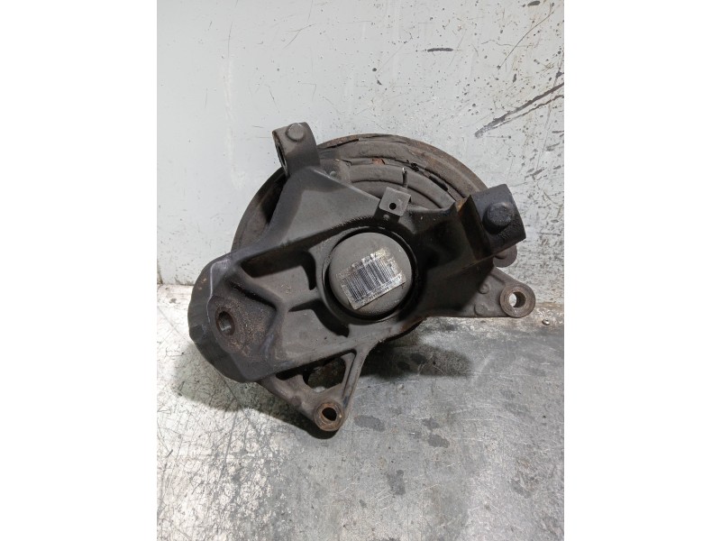 Recambio de mangueta delantera derecha para iveco daily furgón referencia OEM IAM 5801564434  