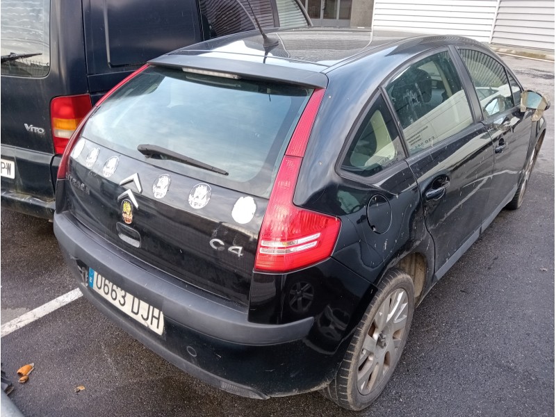 citroen c4 berlina del año 2005