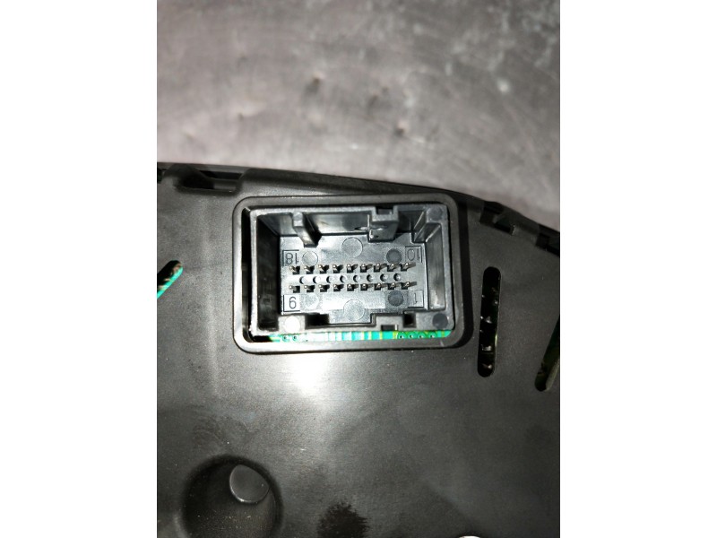 Recambio de cuadro instrumentos para iveco daily furgón referencia OEM IAM 5802036578 A2C10356400 