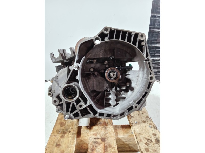 Recambio de caja cambios para opel combo d referencia OEM IAM 2245400 6936 5V