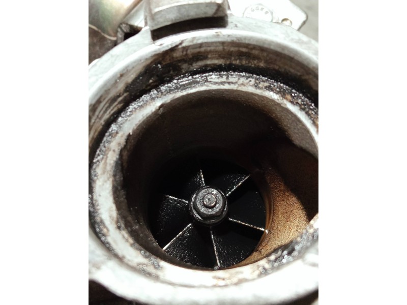 Recambio de turbocompresor para volkswagen caddy furgón/kombi maxi kombi bmt referencia OEM IAM 04L253019 BM70B 