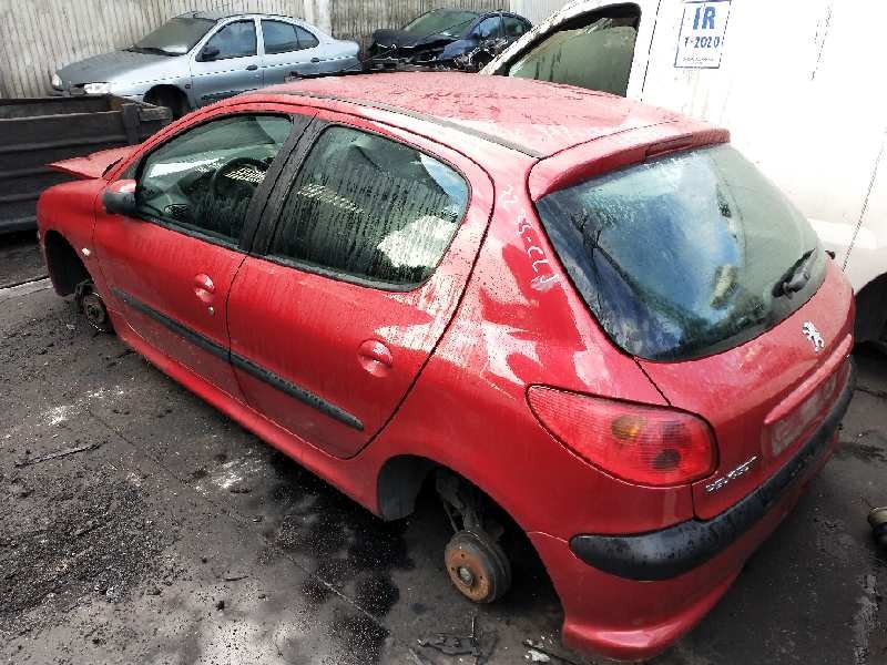 peugeot 206 berlina del año 2003