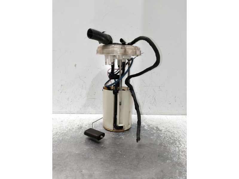 Recambio de bomba combustible para iveco daily furgón referencia OEM IAM 0580209045 69503676 