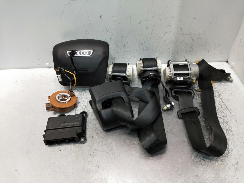 Recambio de kit airbag para iveco daily furgón referencia OEM IAM 5801460860  