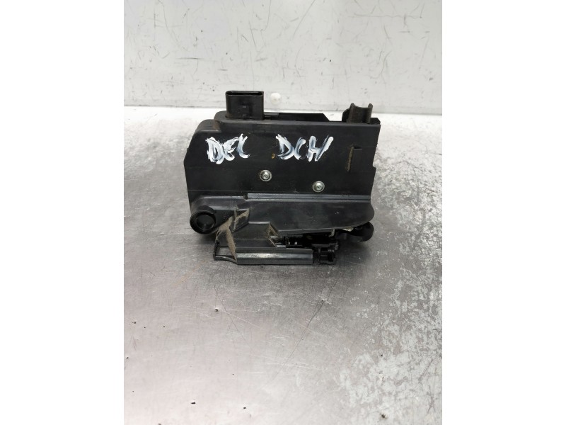 Recambio de motor cierre centralizado delantero derecho para iveco daily furgón referencia OEM IAM 58015293020  5P