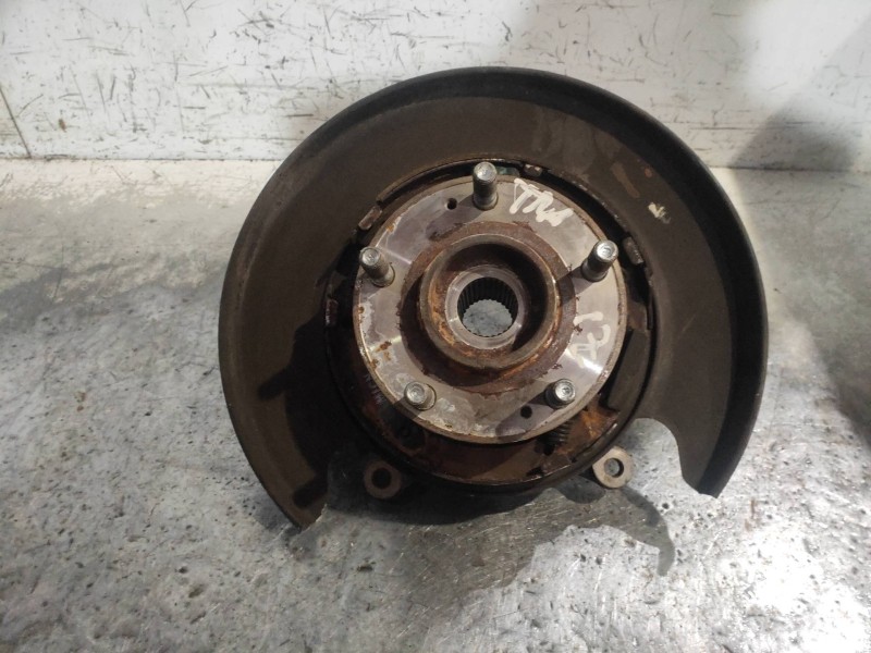 Recambio de mangueta trasera izquierda para hyundai santa fe (dm) tecno 4wd referencia OEM IAM   527102W100