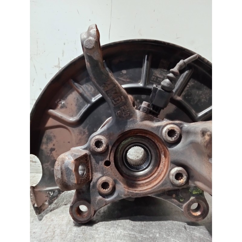 Recambio de mangueta delantera izquierda para volkswagen caddy furgón/kombi maxi kombi bmt referencia OEM IAM 1K05AC  