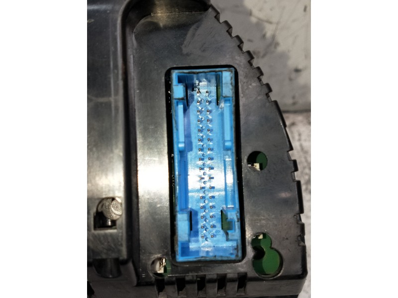 Recambio de cuadro instrumentos para audi a4 avant (8e) referencia OEM IAM 0263626090  