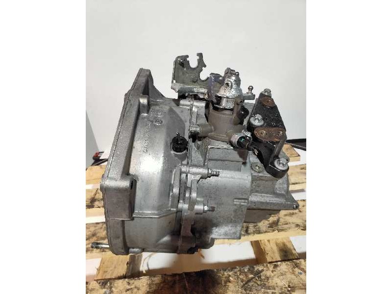 Recambio de caja cambios para alfa romeo 159 (140) 2.4 jtdm 20v ti referencia OEM IAM F40 R 10045049J2 