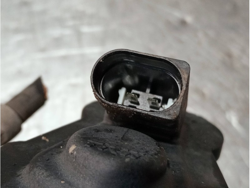 Recambio de pinza freno trasera derecha para volkswagen passat berlina (3c2) referencia OEM IAM 32330208  