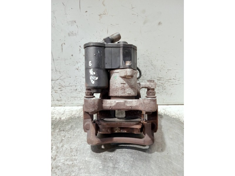 Recambio de pinza freno trasera izquierda para volkswagen passat berlina (3c2) referencia OEM IAM 32330208  